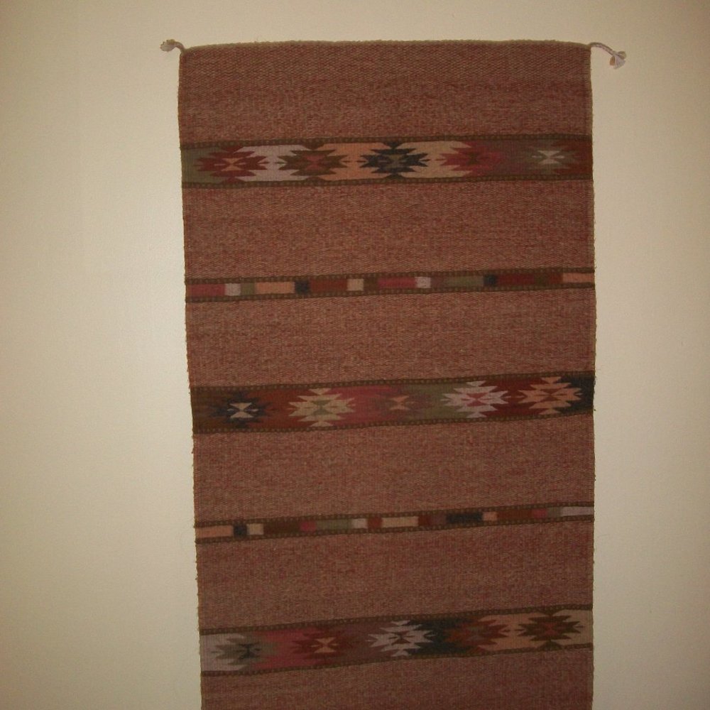 100% wool yarn rug - never walked on